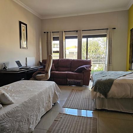 Cora'S Boutique Bed & Breakfast Swakopmund Dış mekan fotoğraf