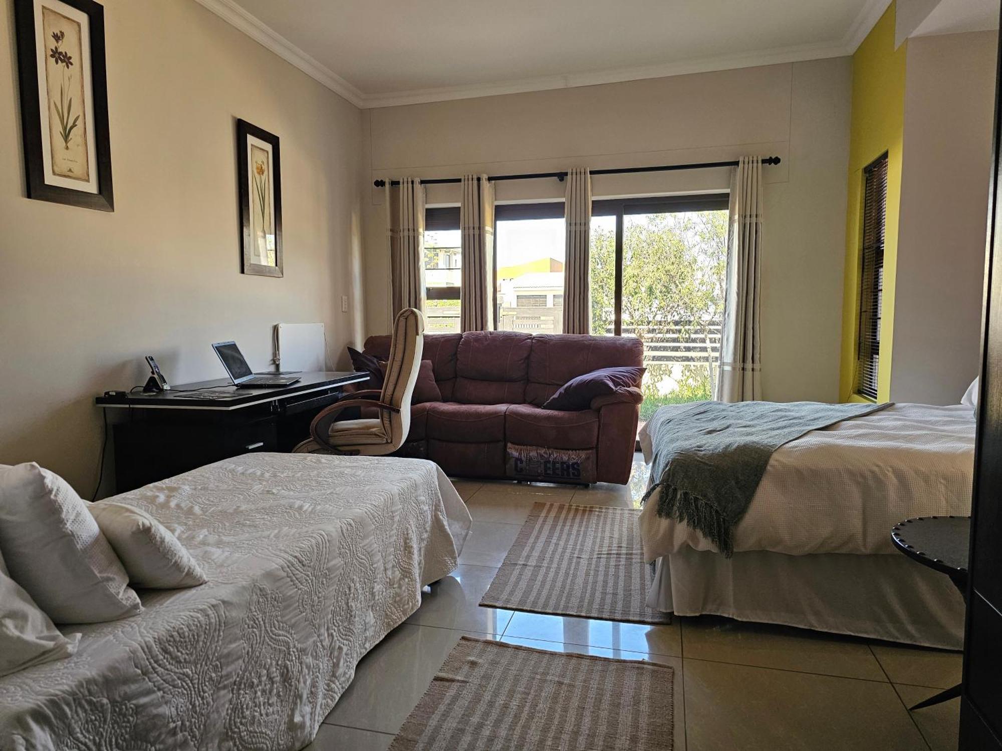 Cora'S Boutique Bed & Breakfast Swakopmund Dış mekan fotoğraf