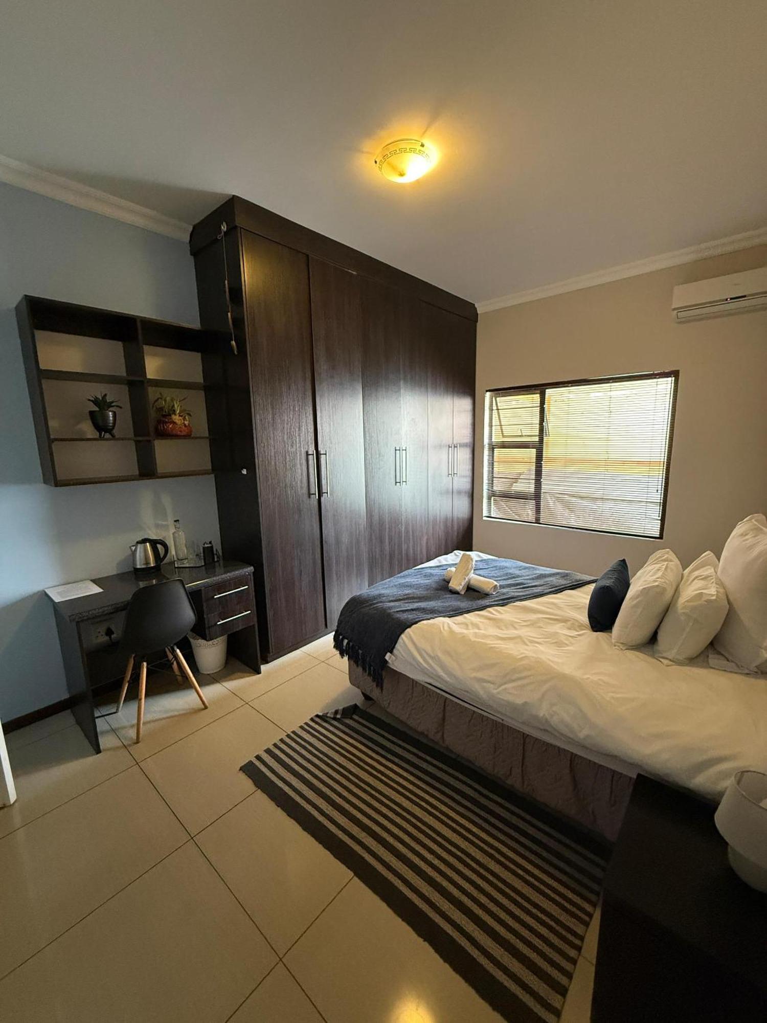 Cora'S Boutique Bed & Breakfast Swakopmund Dış mekan fotoğraf
